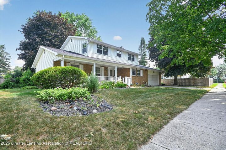 Property Photo: 3412 Sandhurst Drive MI 48911