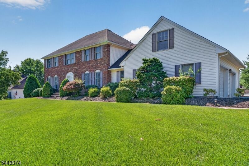 Property Photo: 18 Cornell Trl NJ 08844