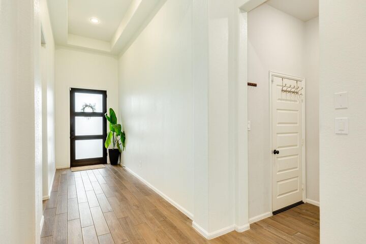 Property Photo: 10115 Stride Court TX 77583