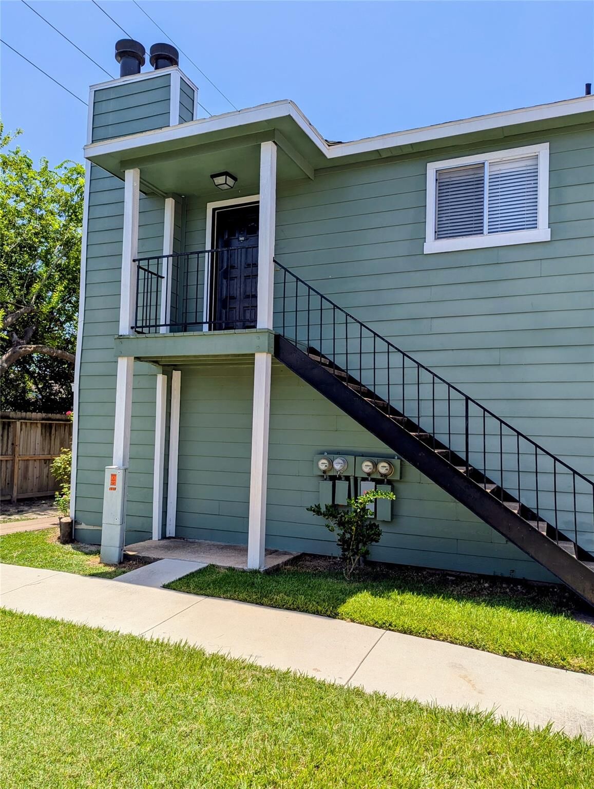 Property Photo:  7661 Fallbrook Drive 7661  TX 77086 