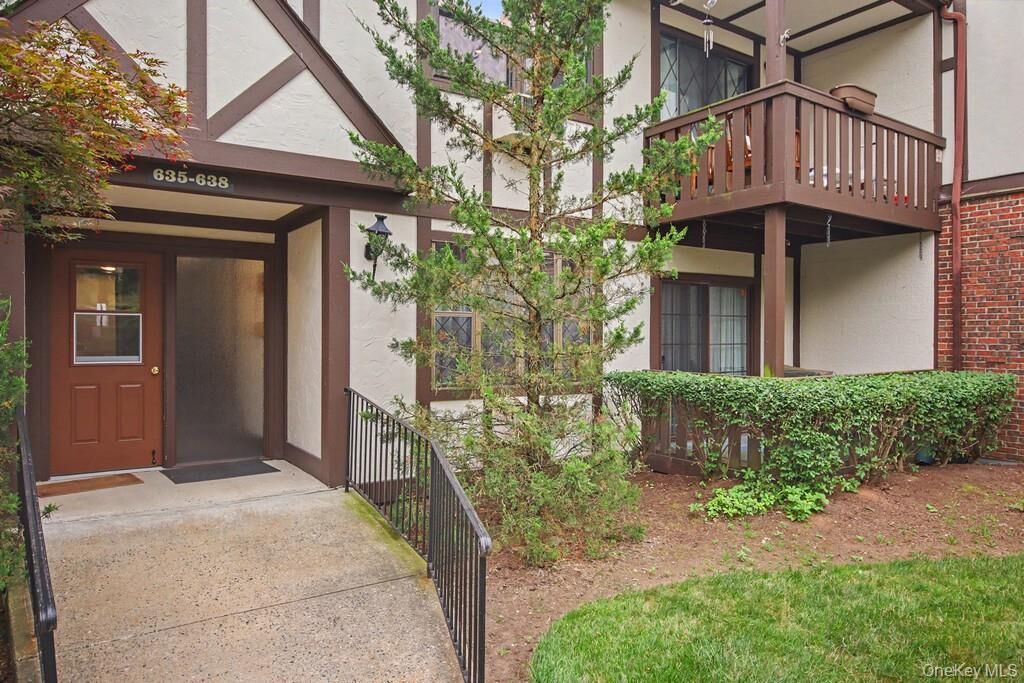 Property Photo:  636 Sierra Vista Lane  NY 10989 