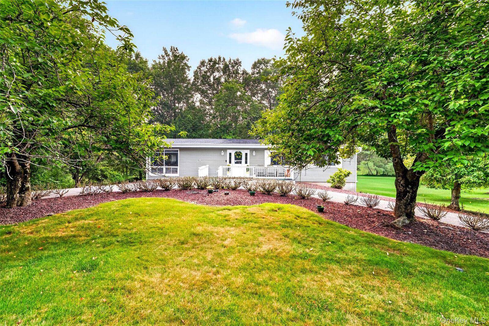 Property Photo: 105 Robinhood Lane NY 10994