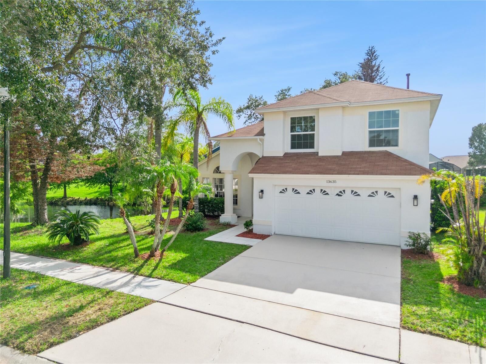 Property Photo: 13635 Waterhouse Way FL 32828