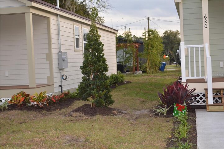Property Photo:  620 Third Street  FL 32765 