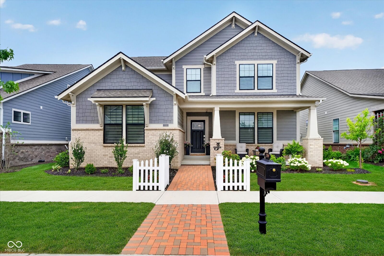 Property Photo: 1290 Chatham Hills Boulevard IN 46074