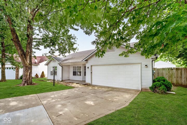 Property Photo: 3113 Hodson Court IN 46241