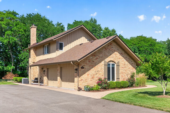 Property Photo:  1206 Aberdeen Road  IL 60067 