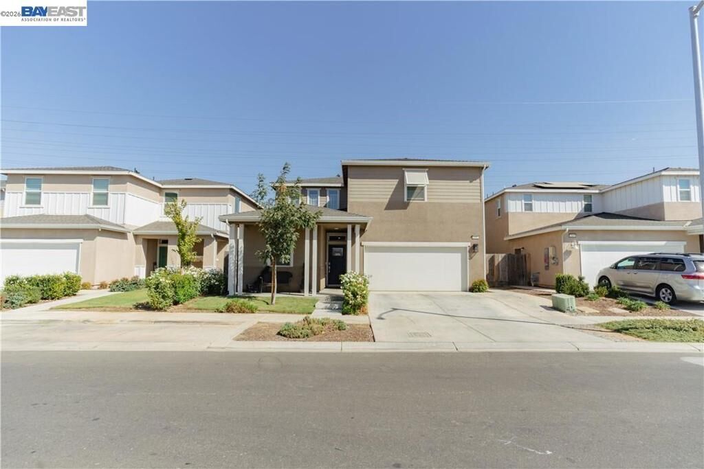Property Photo:  2481 Pineda Dr  CA 95340 