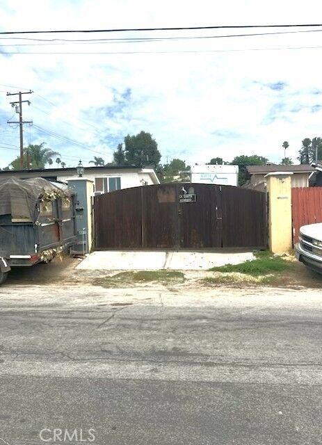 Property Photo:  7688 Hillside St,  CA 92881 