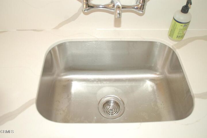 Property Photo: 1637 Raymond Hill Road CA 91030