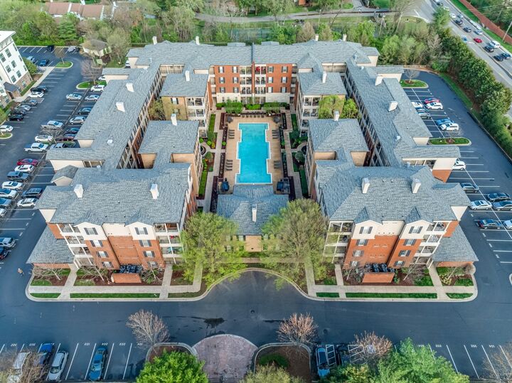 Property Photo:  307 Seven Springs Way 301  TN 37027 