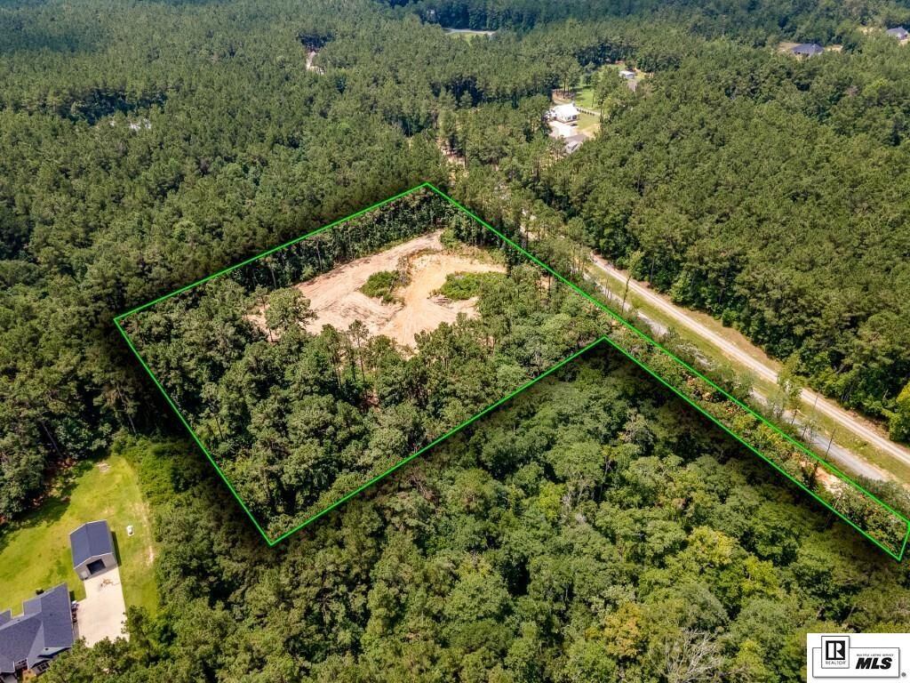 Property Photo:  901 William Harris Road  LA 71292 