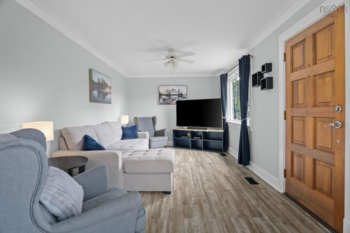 Property Photo: 42 Asquith Avenue NS B0N 2J0