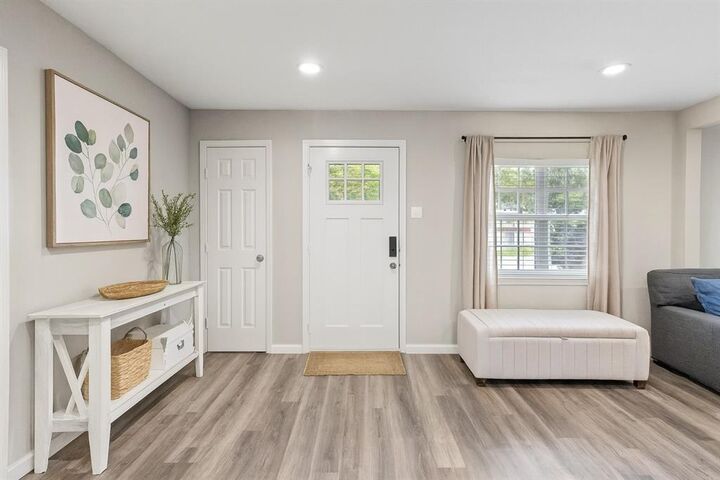 Property Photo:  1503 Dale Drive  TX 76010 