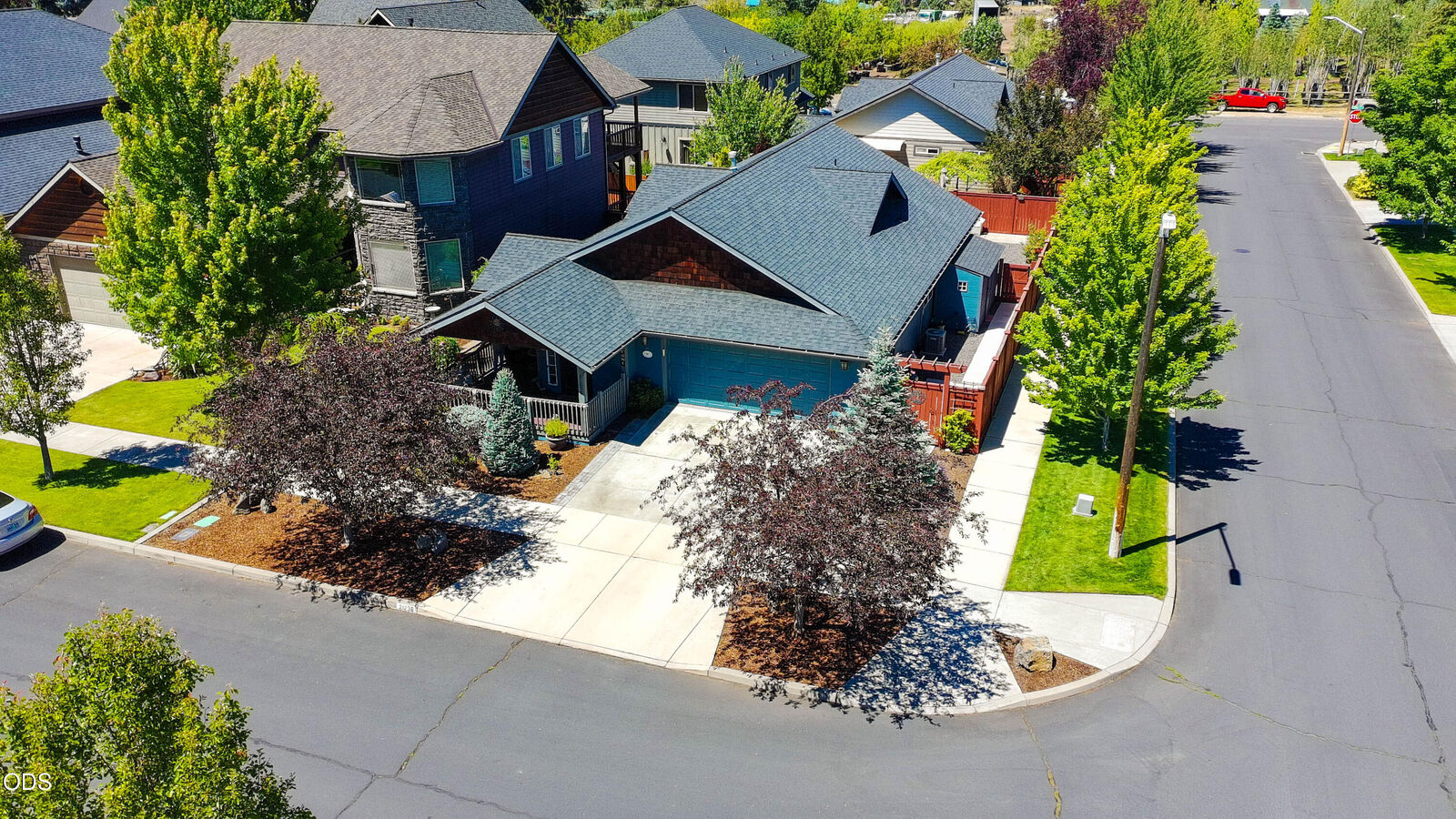 Property Photo: 21238 Darby Court OR 97702