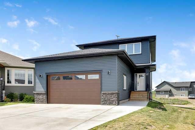 Property Photo: 27 Gardner Close AB T0L 0P0