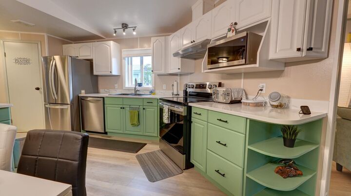 Property Photo: 25 Westover Crescent W AB T0L 0T0