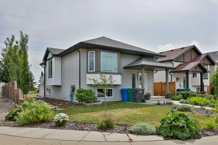 Property Photo: 1002 Alice Birch Point N AB T1H 7B9