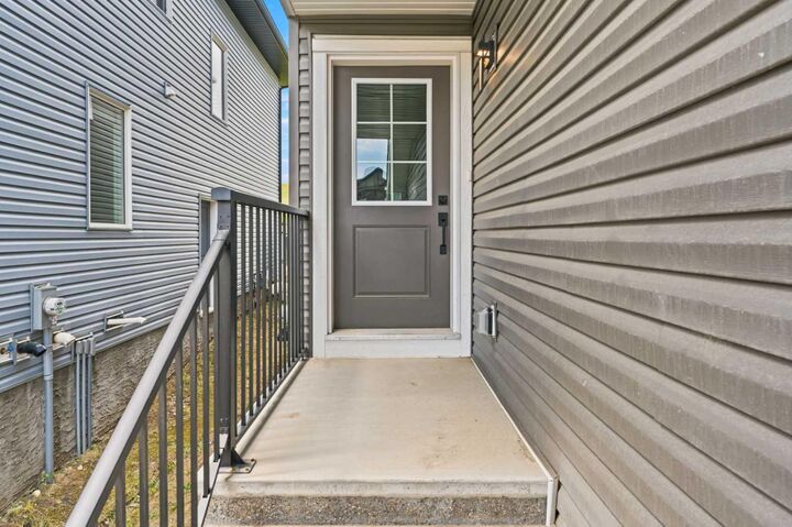 Property Photo: 3081 Key Drive SW AB T4B 5T1