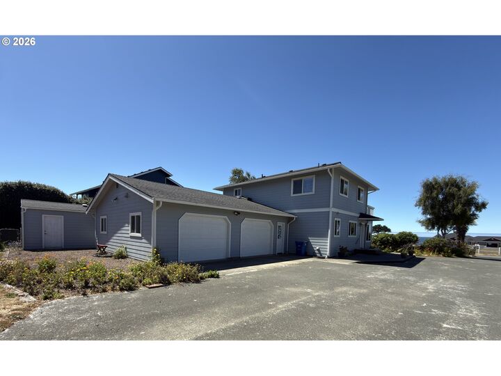 Property Photo: 15275 Oceanview Dr OR 97415