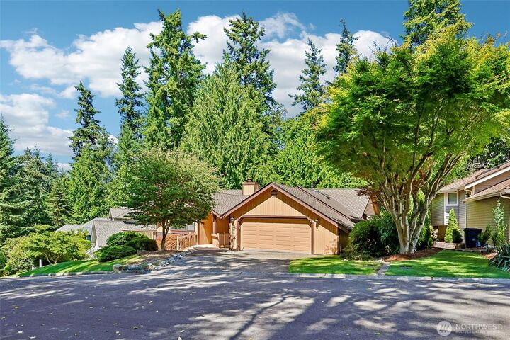 Property Photo:  5605  101st St SW  WA 98275 