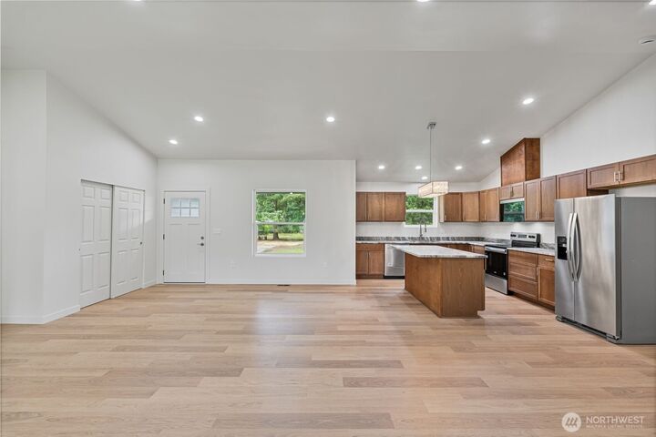 Property Photo: 903 Byham Road WA 98596