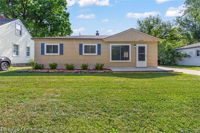 Property Photo: 22830 Colgate Street MI 48336