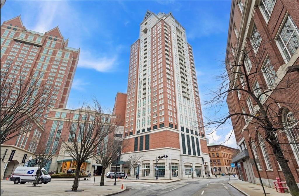 Property Photo:  1 West Exchange Street 2602  RI 02903 