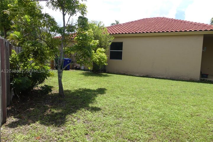 Property Photo: 12834 SW 54th St FL 33027