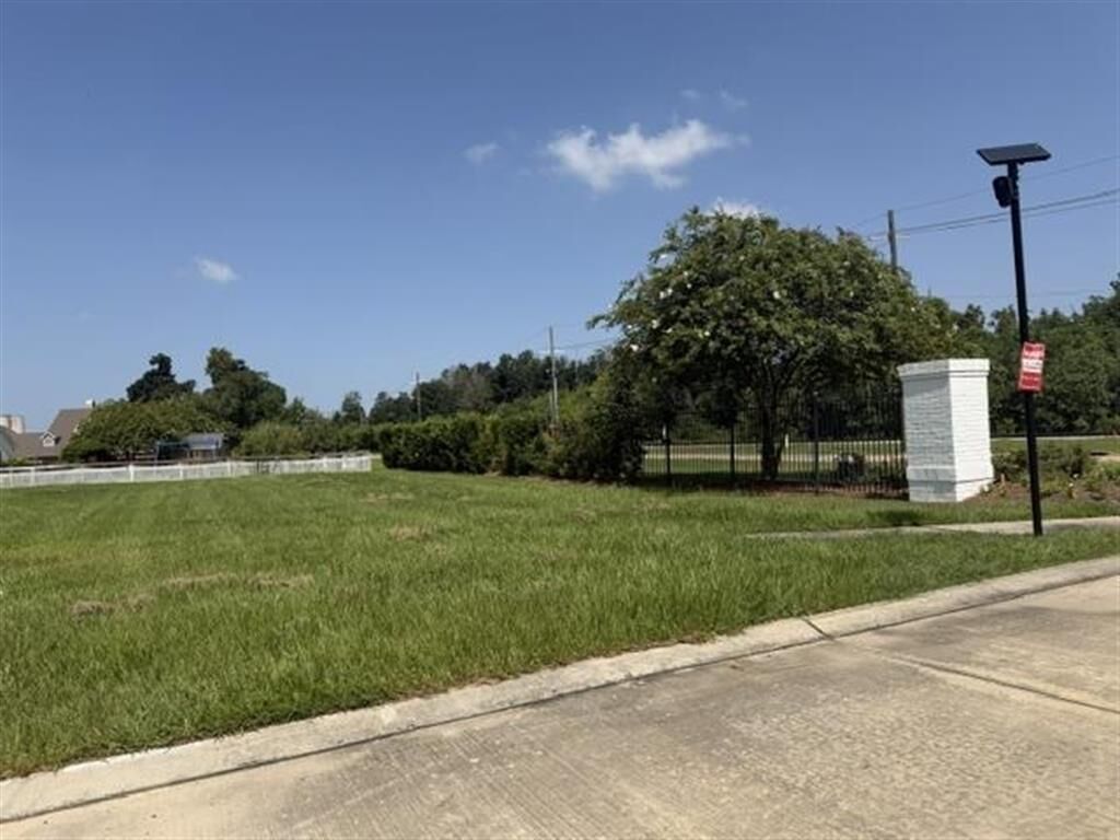 Property Photo:  2002 St. Patrick Avenue  LA  