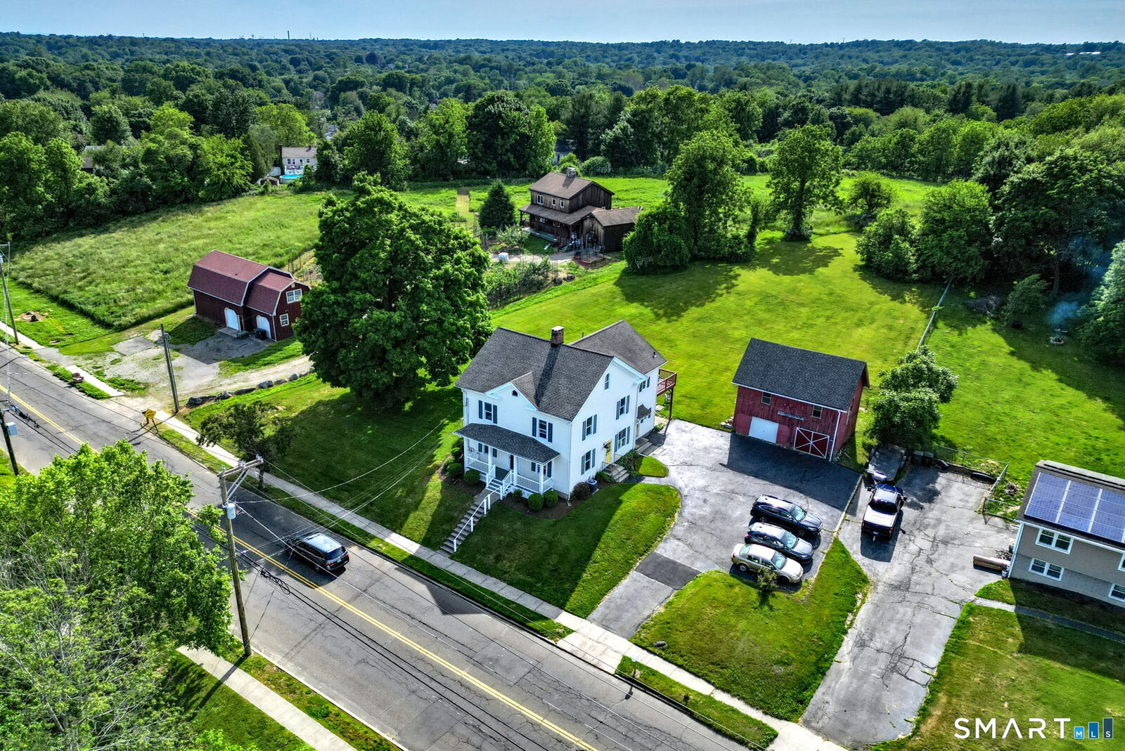 Property Photo:  380 Orange Avenue  CT 06461 