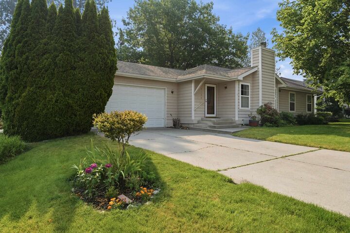 Property Photo: 8126 N Colton St WA 99208