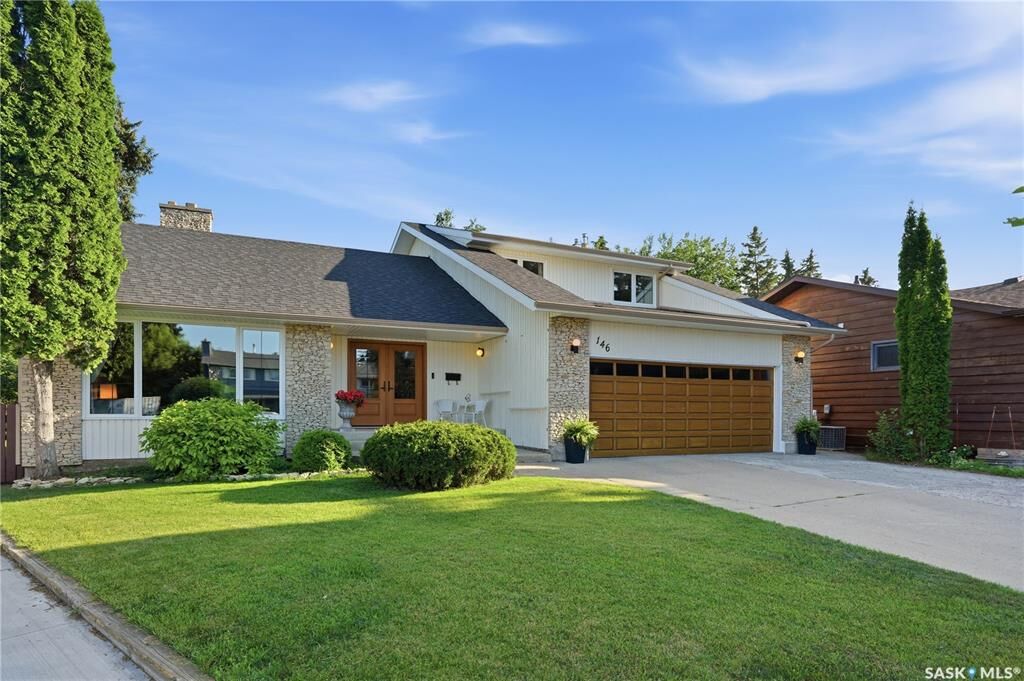 Property Photo: 146 Highbury Place SK S7H 4X7