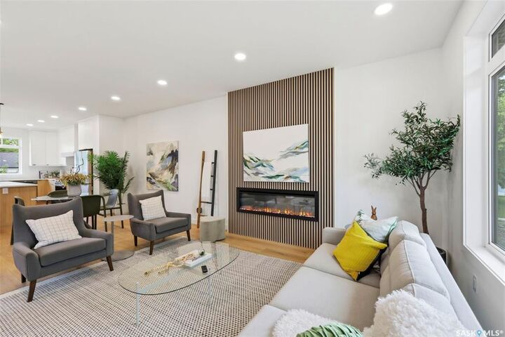 Property Photo: 1514 Ewart Avenue SK S7H 2K8