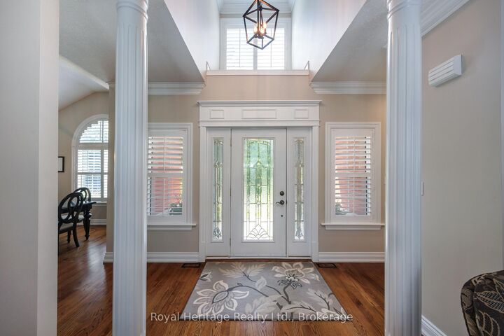 Property Photo: 465 Chalk Lake Road ON L9L 2C1