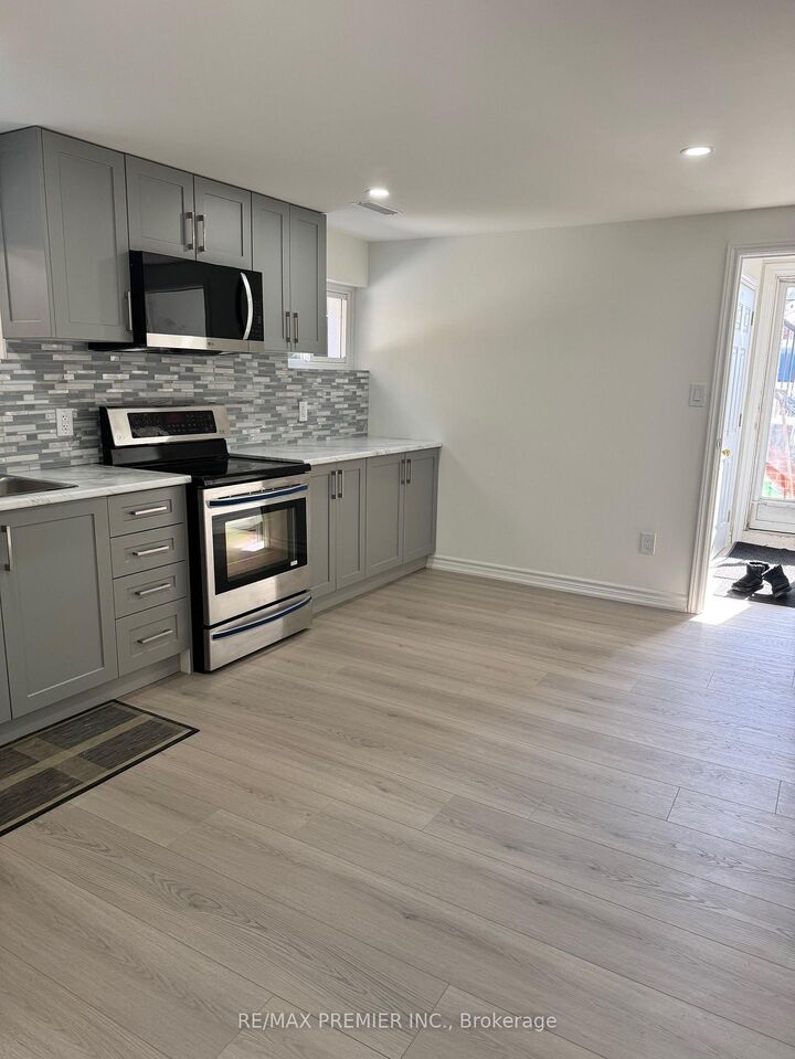 Property Photo: 18 Madonna Gardens ON M9L 2T4