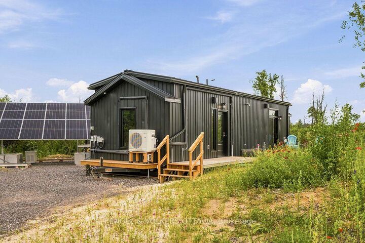 Property Photo: 3737 Kettles Road ON K0A 2Z0