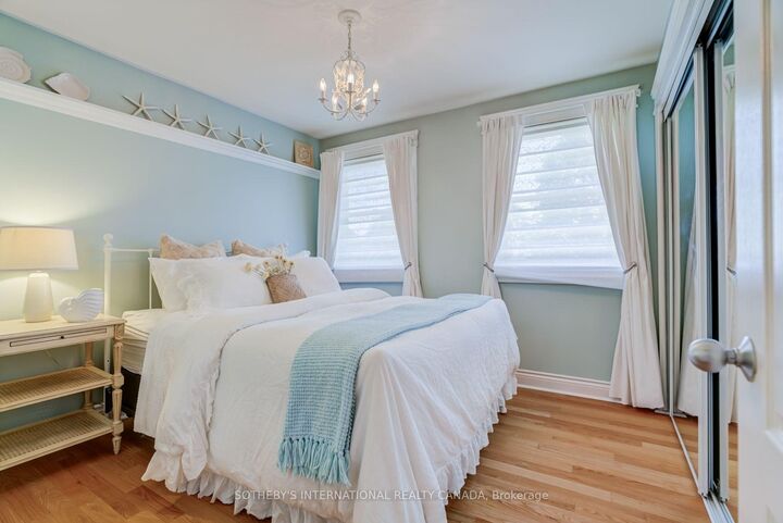 Property Photo: 14 Munday Court ON L1C 4R7