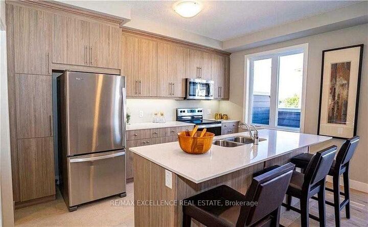 Property Photo: 177 Edge Valley Road 154 ON N5V 0L5