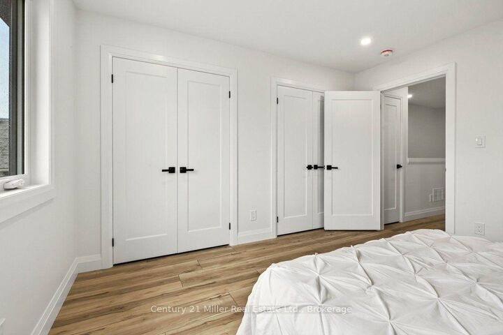 Property Photo: 39 Victoria Street ON L7G 3N5