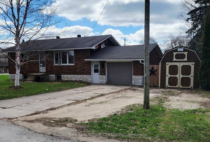 Property Photo: 127 Hunter Street ON N0G 1R0