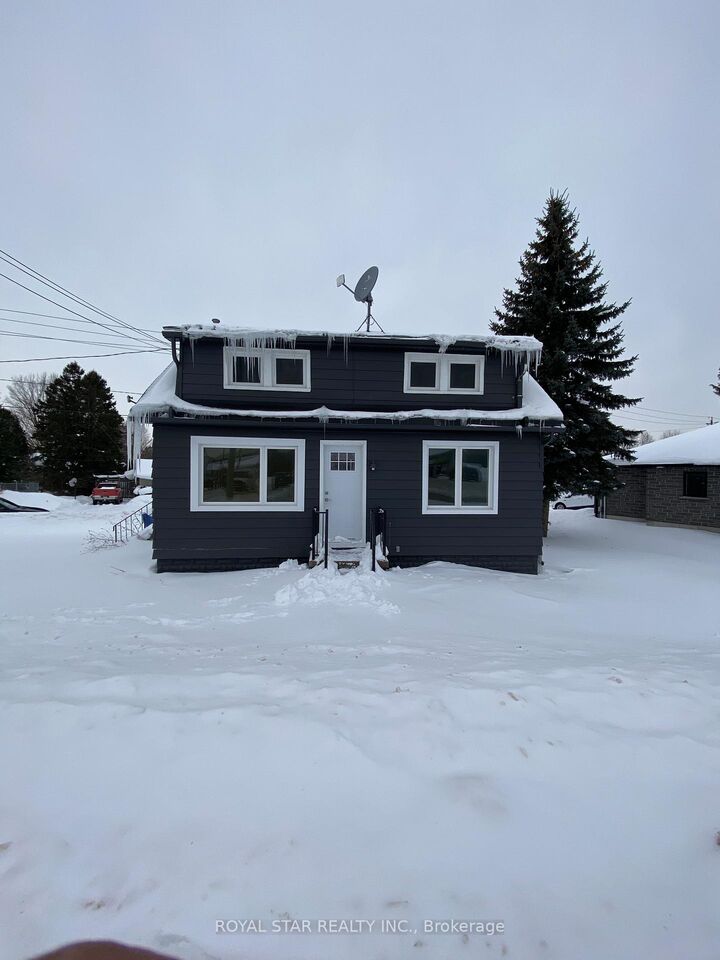 Property Photo: 582 Garafraxa Street S ON N0G 1R0