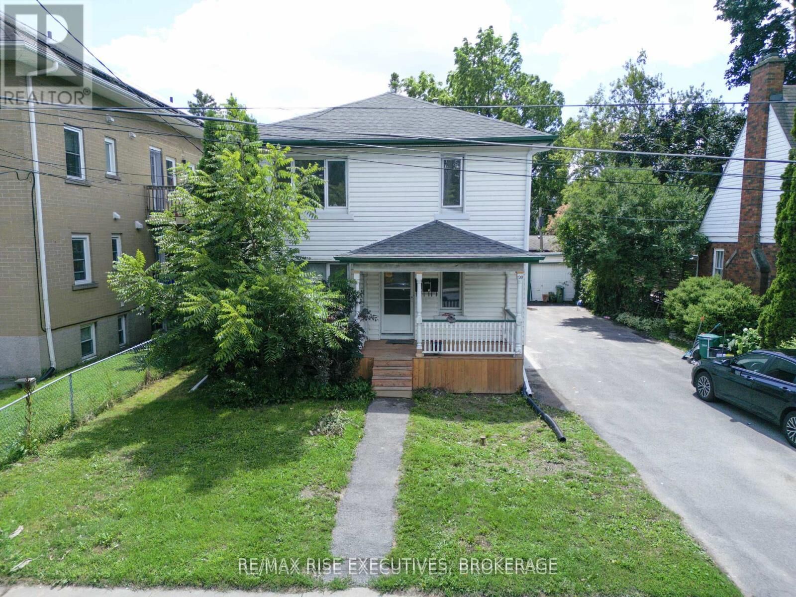 Property Photo: 130 Carruthers Avenue 3 ON K7L 1M7