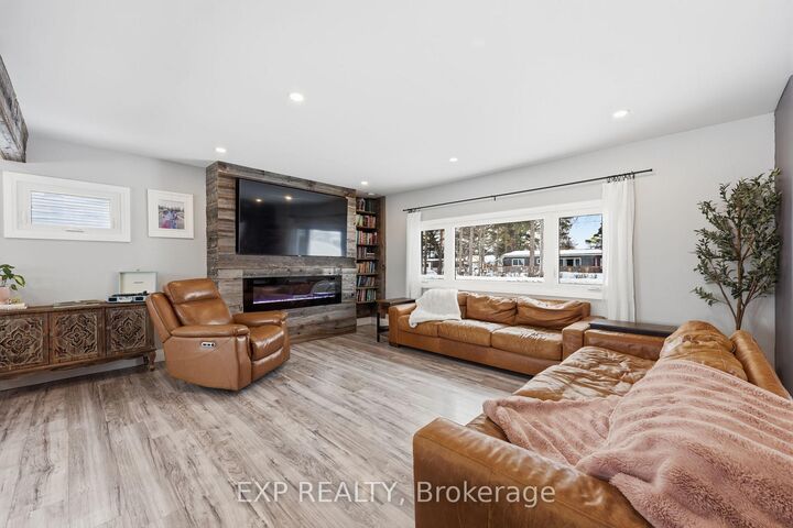 Property Photo: 22 Cecil Street ON L0M 1B3