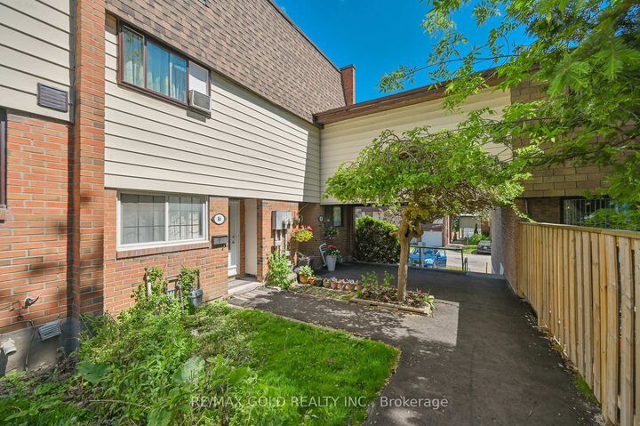 180 Mississauga Valley Boulevard 87 — photo 1