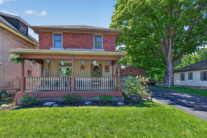 Property Photo: 344 Fourth Street ON L4R 3T8