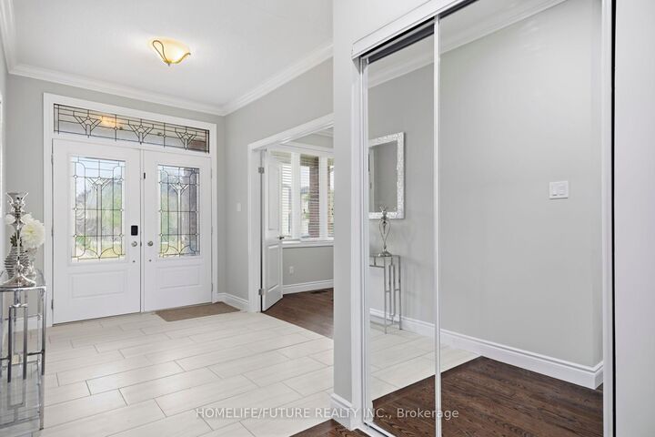 Property Photo: 1049 Melsetter Way ON N6G 5C7