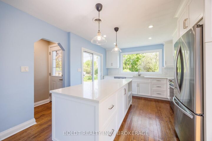 Property Photo: 35 Rivercrest Drive ON L2T 2P3