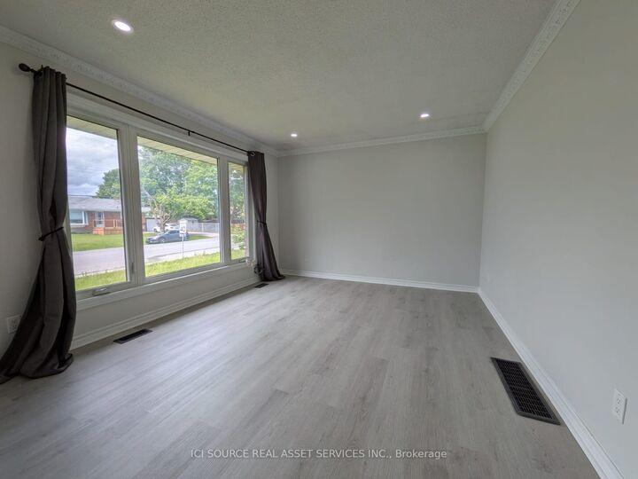 Property Photo:  21 Parkdale Drive A - Upper  ON K8P 2P3 
