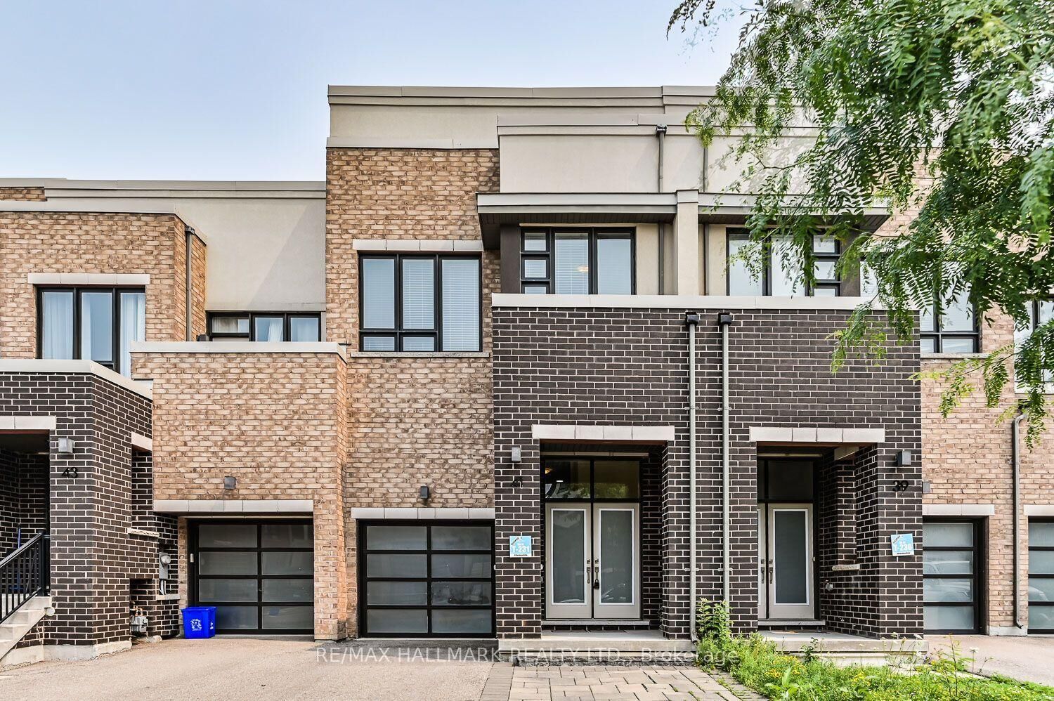 Property Photo: 41 Anchusa Drive ON L4E 5B6